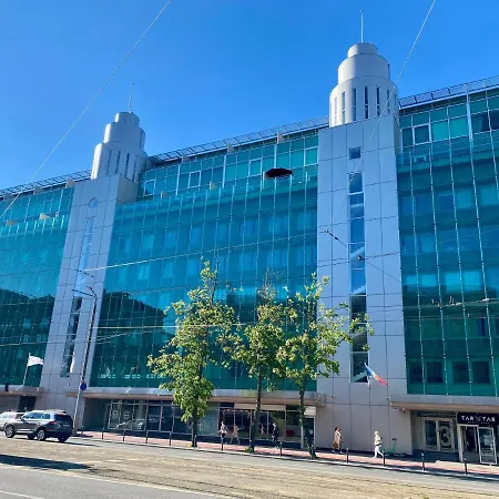 Heart With A Sunny Rooftop Terrace Lägenhet Tallinn