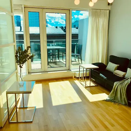 Heart With A Sunny Rooftop Terrace Ταλίν