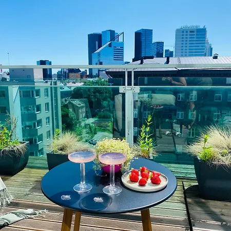 Apartment Heart With A Sunny Rooftop Terrace Reval