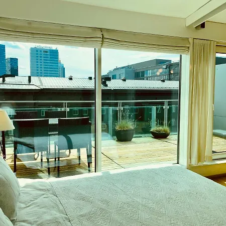 Heart With A Sunny Rooftop Terrace 아파트 탈린