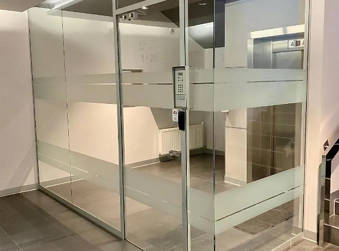 Heart With A Sunny Rooftop Terrace 탈린