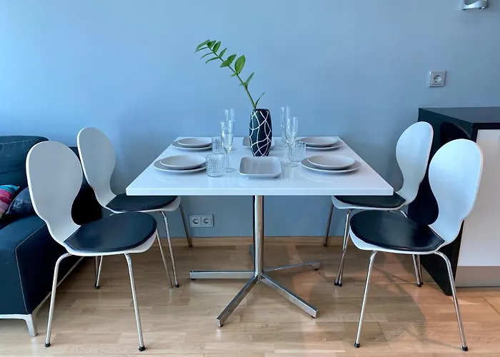 아파트 Heart With A Sunny Rooftop Terrace 탈린