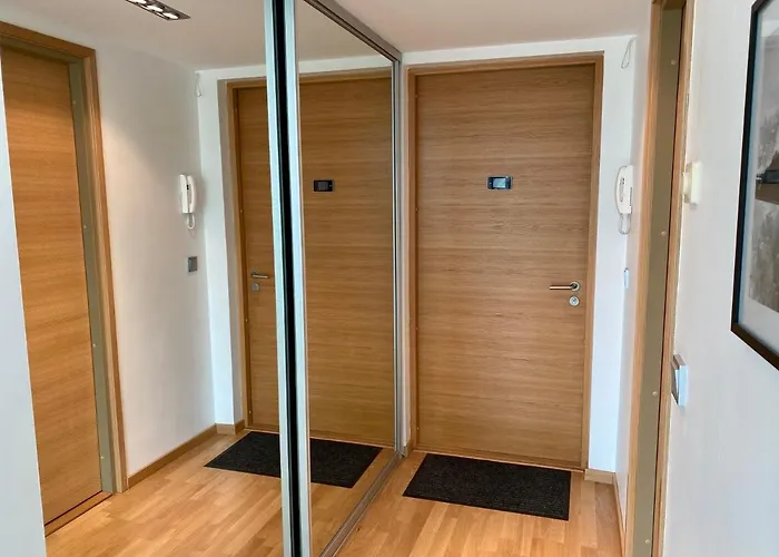 Heart With A Sunny Rooftop Terrace 아파트 탈린