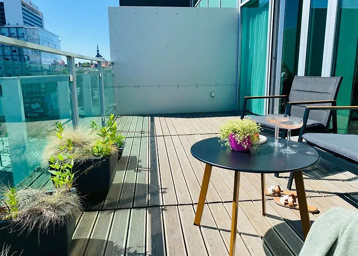 Heart With A Sunny Rooftop Terrace 아파트 *