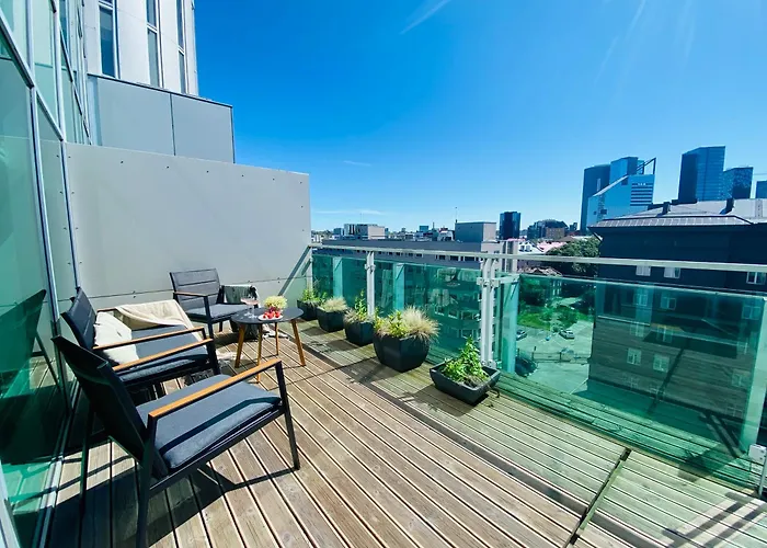 Heart With A Sunny Rooftop Terrace 아파트 탈린